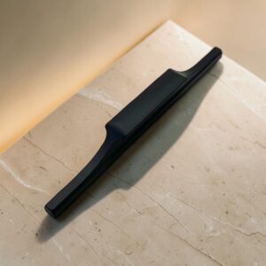 hera siyah dolap kulpu 160mm alüminyum
